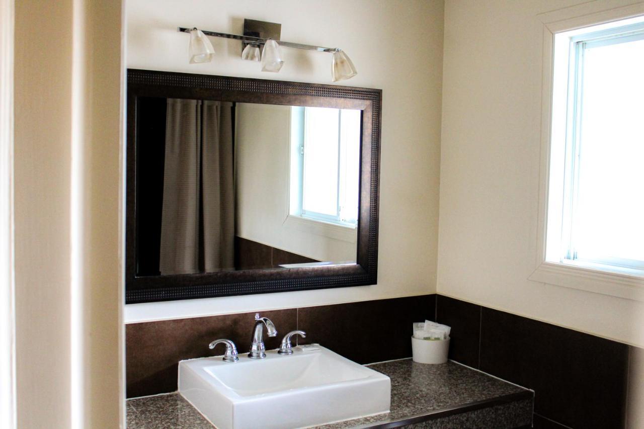 Hotel Le Marigot à Vaudreuil-Dorion Extérieur photo