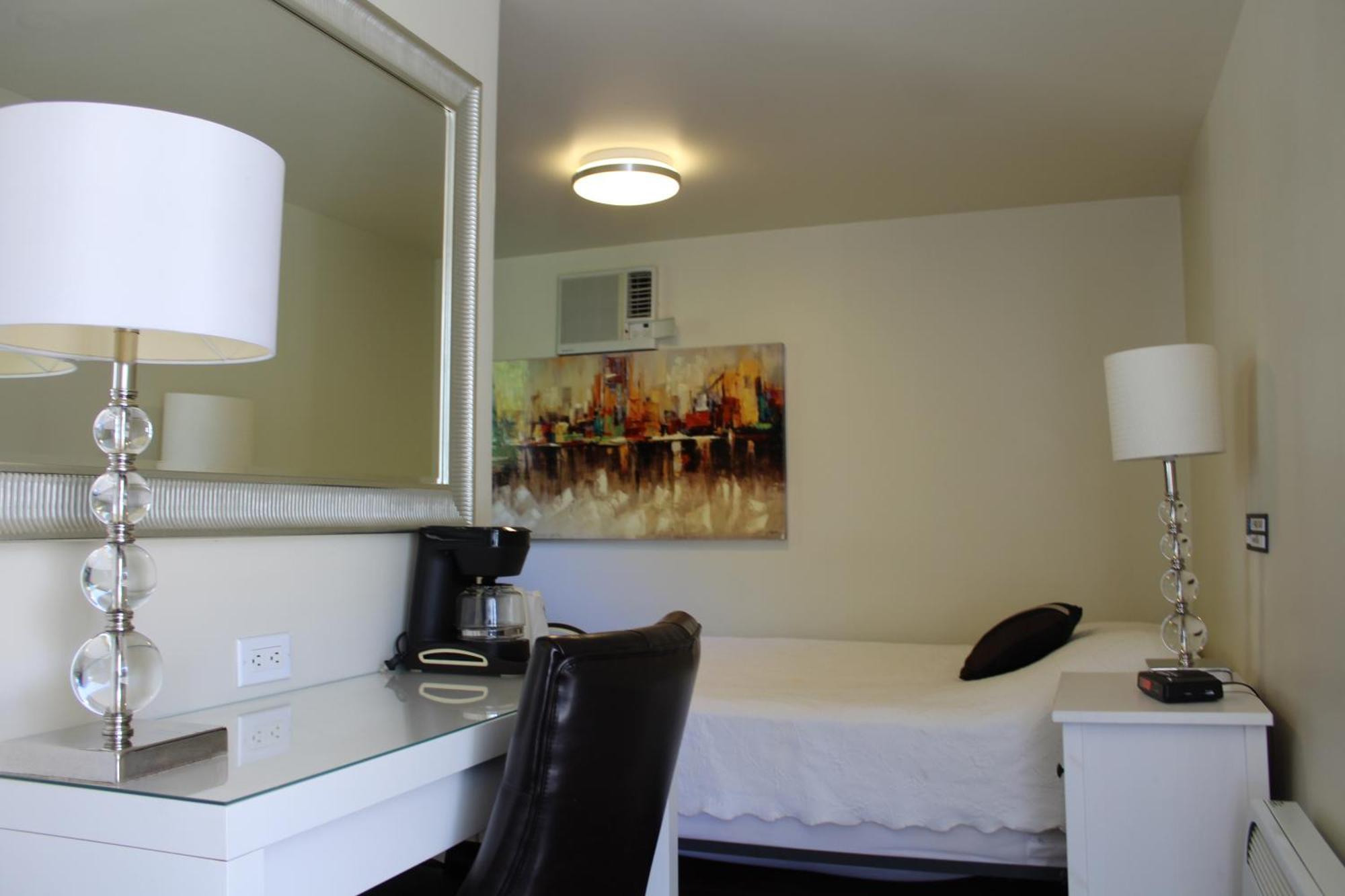 Hotel Le Marigot à Vaudreuil-Dorion Extérieur photo